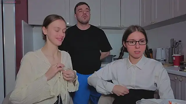 fcjuicy_pussy's cam snapshot