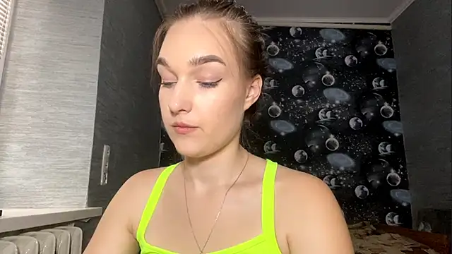 YahairaDuracher's cam snapshot