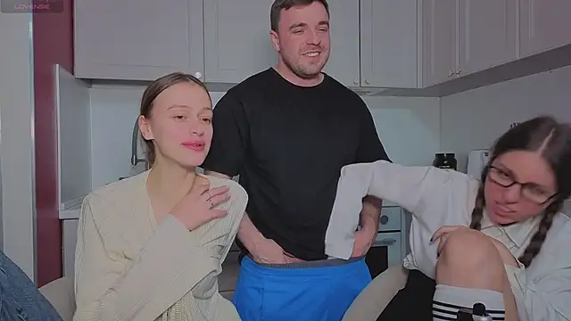 fcjuicy_pussy's cam snapshot