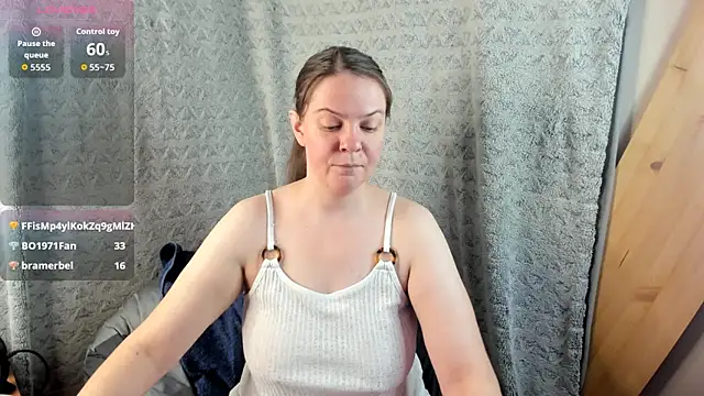 MiaLores's cam snapshot