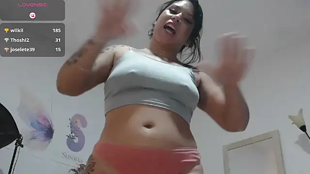 little_susie's cam snapshot