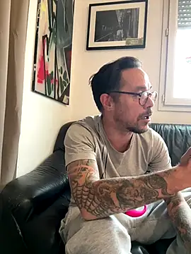 mileflav0r's cam snapshot