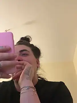 HeyBABYGIRL's cam snapshot