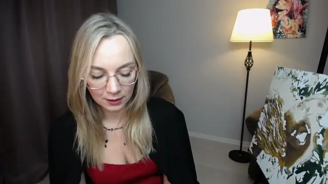 Ava_Elior's cam snapshot