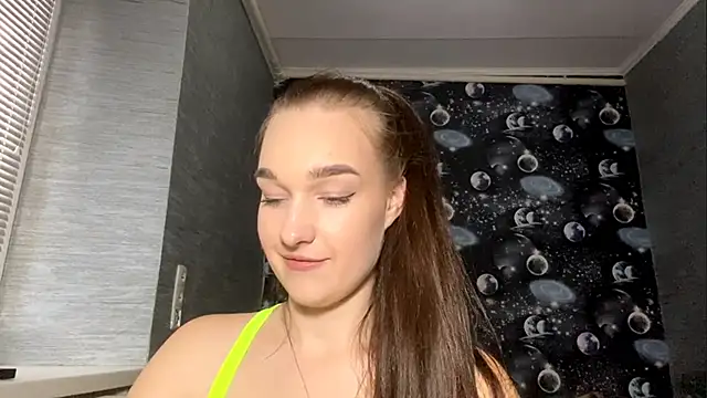 YahairaDuracher's cam snapshot