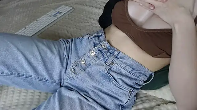 Kiradoll27's cam snapshot