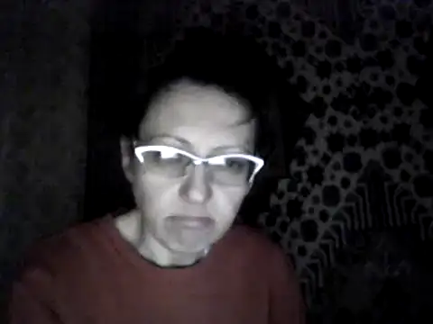 FayInessaKiss's web cam