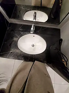 Love-public live sex cam