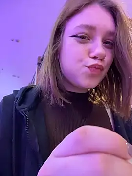 lucy-joy's cam snapshot