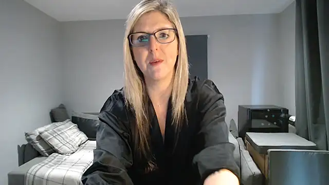 SexySamantha_xx's cam snapshot