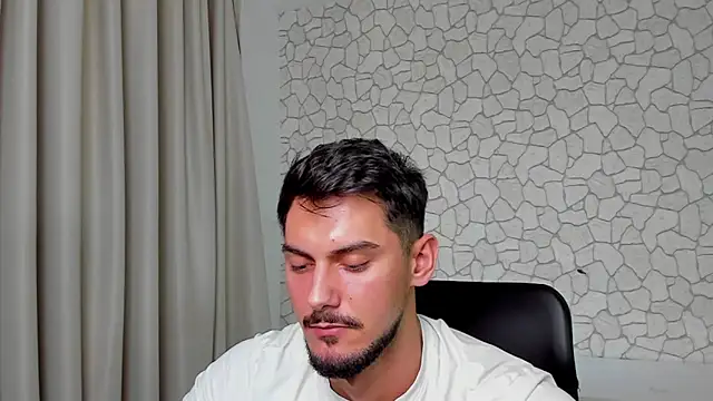 ClintMasters's cam snapshot