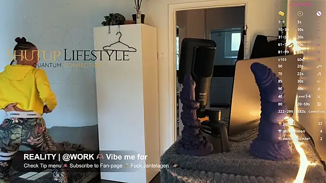 SwingWingWomanSweden's cam snapshot