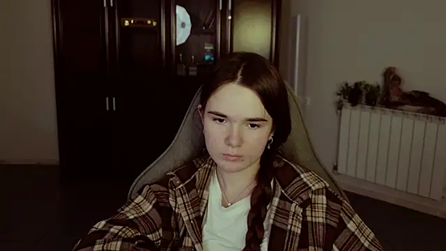 May_Bloom's cam snapshot