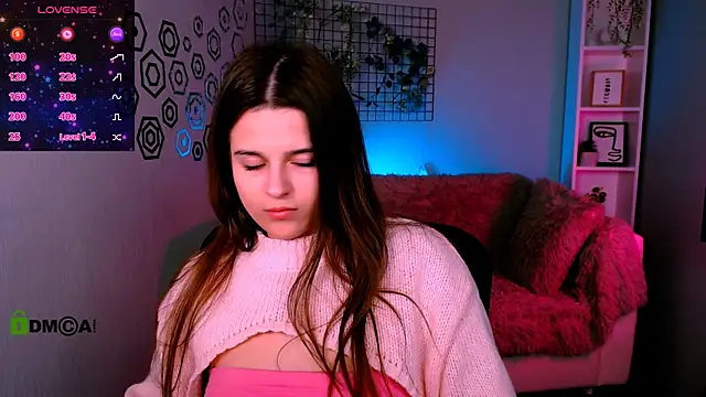 berry_alma's cam snapshot