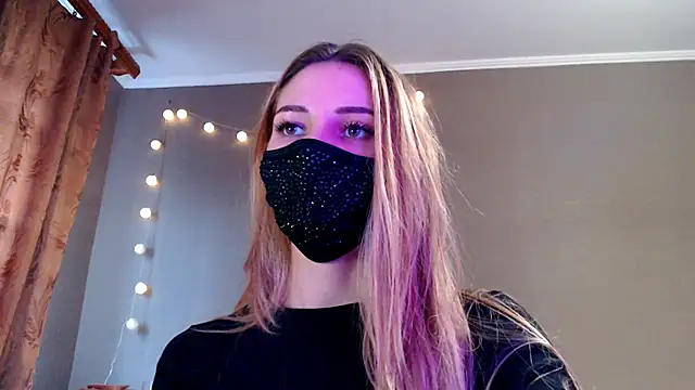 Iris_lave's cam snapshot