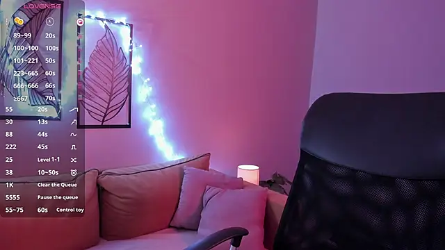 Hailey_Foxy's cam snapshot