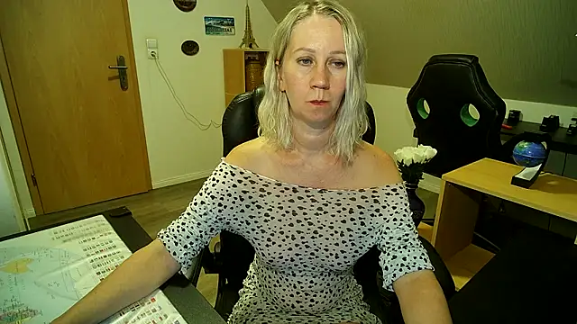 koralchi's cam snapshot