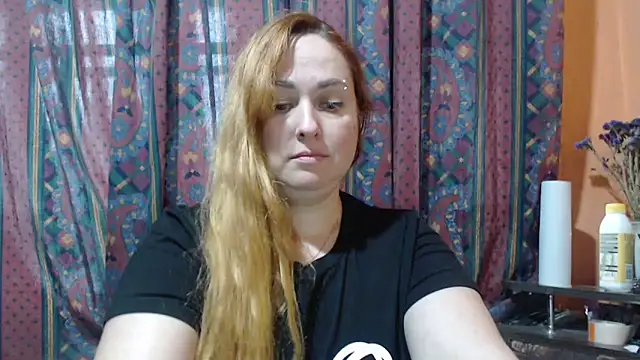 Foxy_Kate3333's cam snapshot