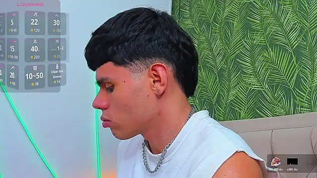 Nathaniel_Park's cam snapshot