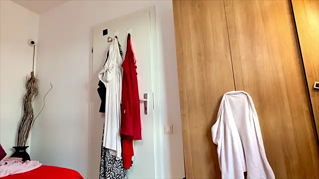 lindalovesexy's cam snapshot