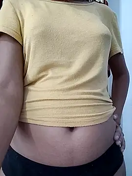 Ruhi_07's cam snapshot