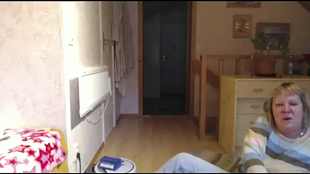 Nikole111's cam snapshot