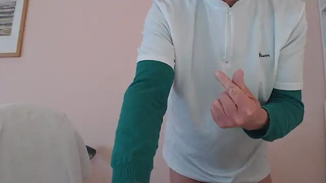 YOU6me's cam snapshot