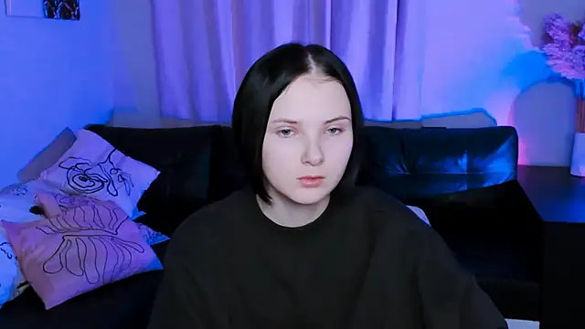 Leila_xxBaby's cam snapshot