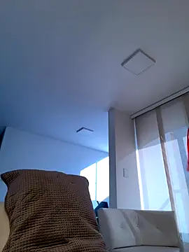 NicoleCut live sex cam