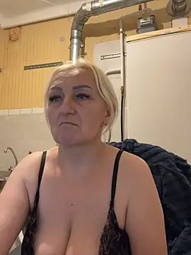 Angela_37's cam snapshot