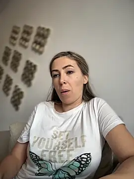 RaquelleDevon's cam snapshot