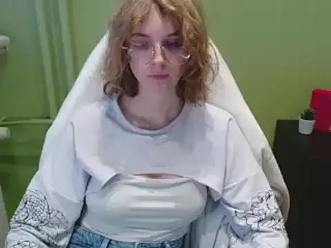 juicyPenny's cam snapshot