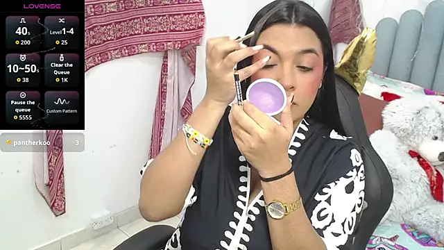 lakshmiraniii's cam snapshot