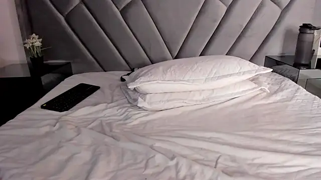 nataliee_foster's cam snapshot