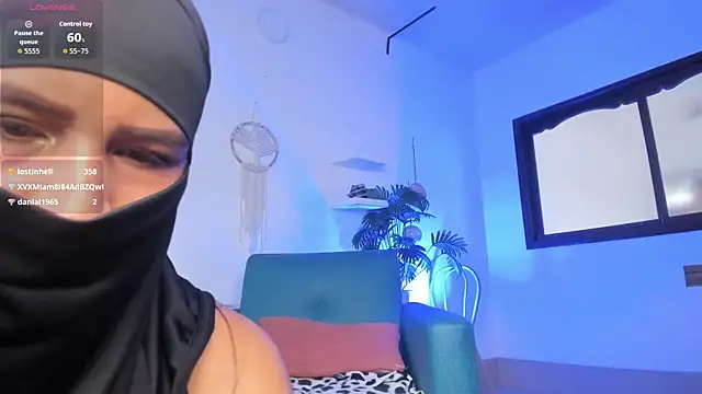 zali_mahamed's cam snapshot