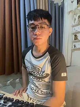 xshyboyx live sex cam