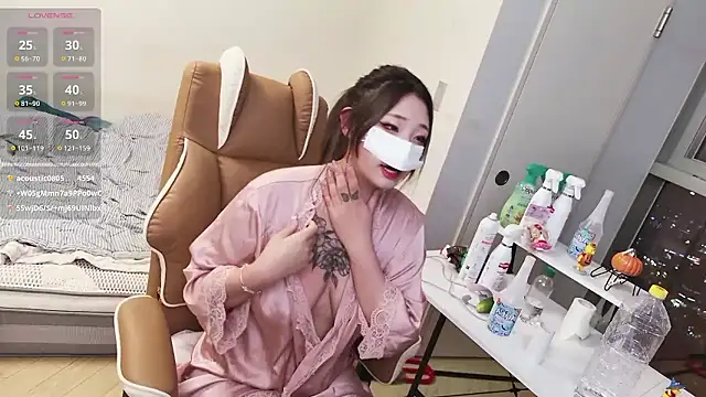 Milk_Sola live sex cam