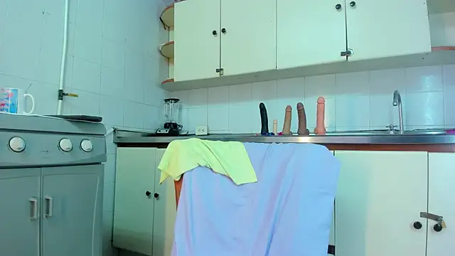 MaduraLuciana's cam snapshot