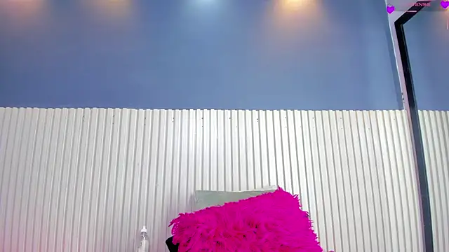 Aida-nicolle's cam snapshot