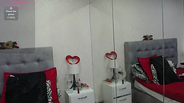 ScarlettGreen_'s cam snapshot