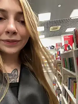 Sunny___Bunny live sex cam