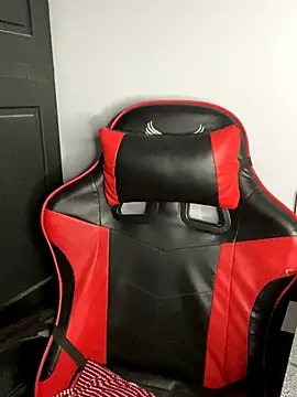 LovelyTits4Daddy's cam snapshot