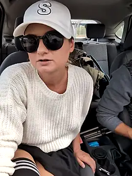 Samira-Summer live sex cam