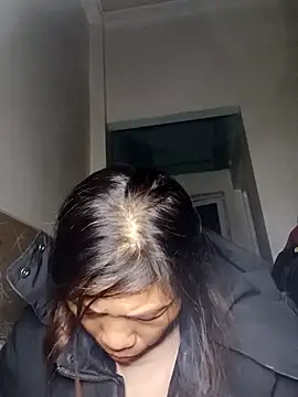 bella-la's cam snapshot