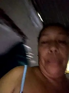 Naomi-Mature's cam snapshot