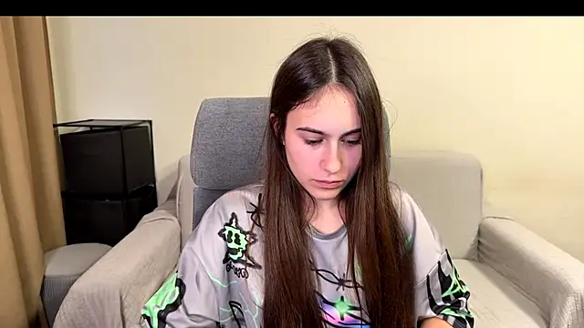 AliceKolltt live sex cam