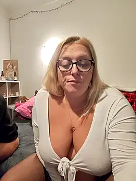 winniess40 live sex cam
