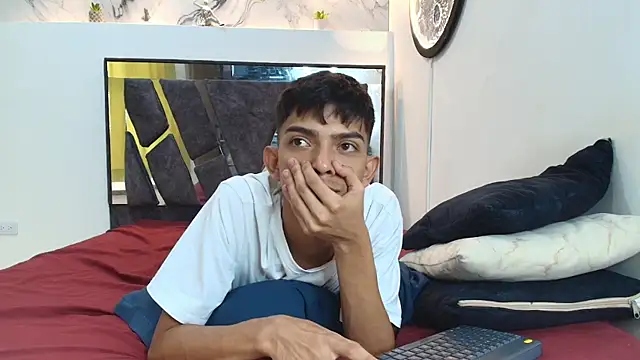 PRETTY_SEX1 live sex cam