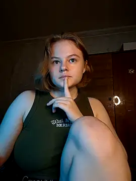 SlipperSherry live sex cam