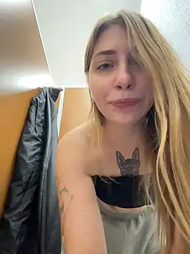 Sunny___Bunny live sex cam